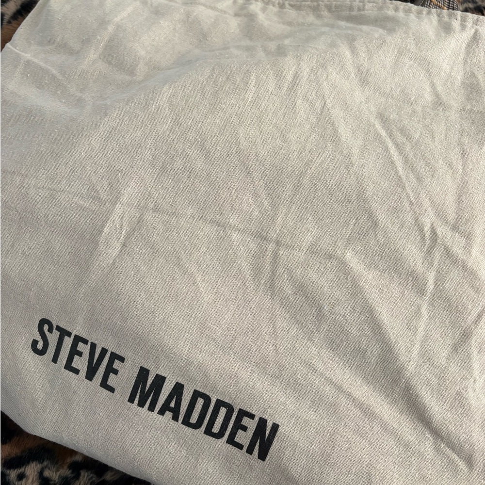 Steve Madden Plaid Grungy Tote🤎 Free Wallet. - Picture 10 of 10